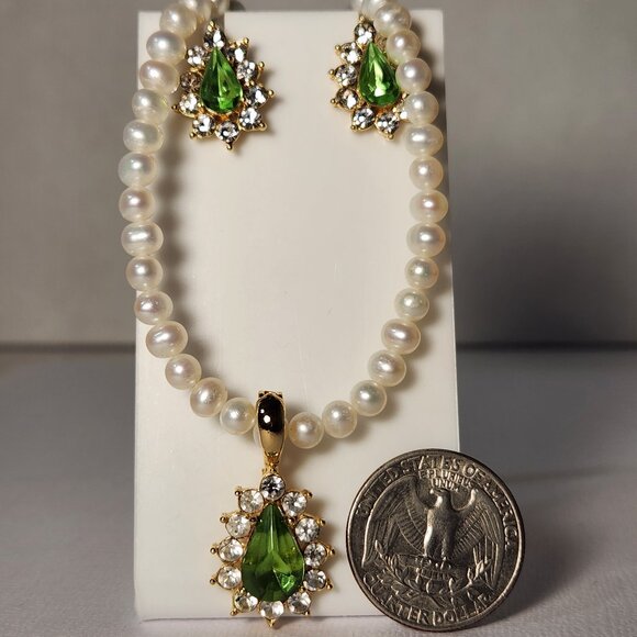 14K Pearl Necklace Bracelet & Earrings Complete Set Vintage Mint Peridot Avon - Picture 2 of 11